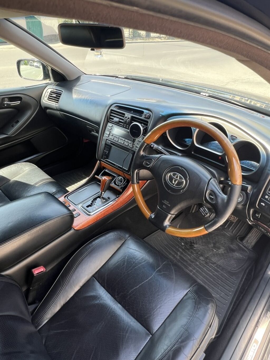 Toyota Aristo: 2002 г., 3 л, Автомат, Бензин, Седан: фото 4