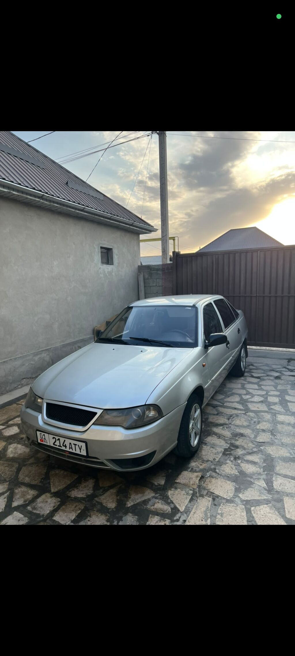 Daewoo Nexia: 2012 г., 1.5 л, Механика, Бензин, Седан: фото 1