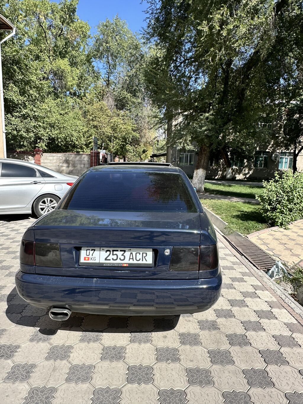 Audi A6: 1995 г., 2.6 л, Механика, Бензин, Седан: фото 4