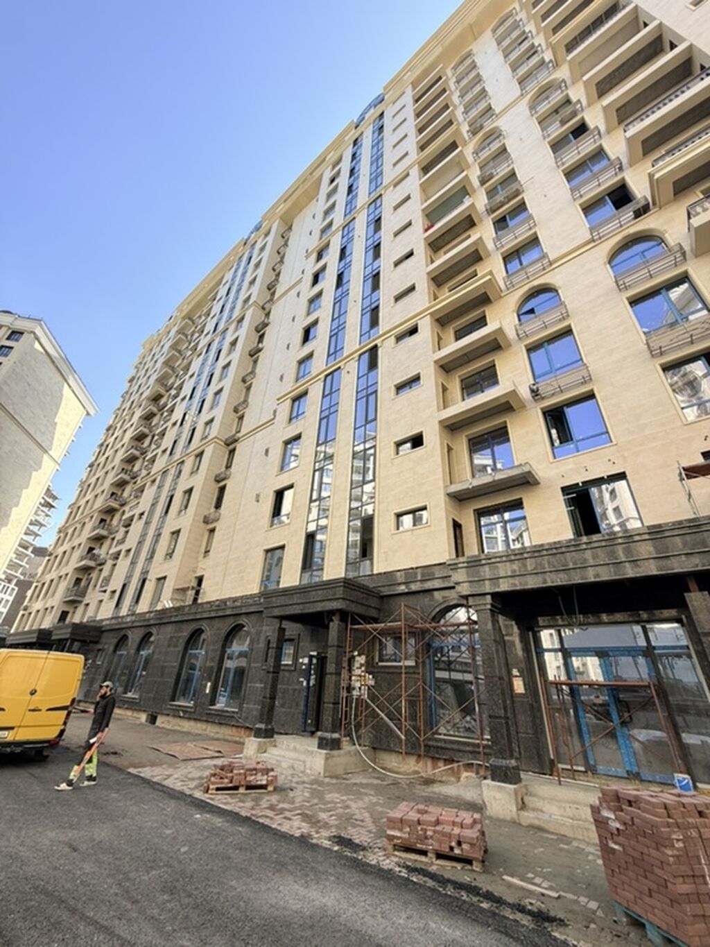 1 комната, 62 м², Асанбай мкр Элитка, 14 этаж, ПСО (под самоотделку): фото 2