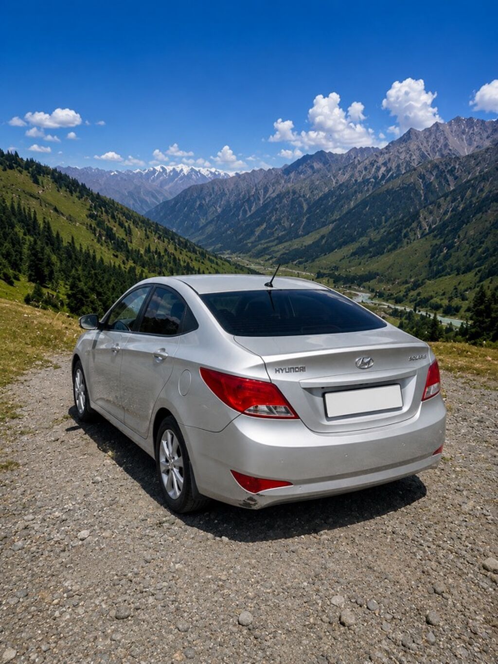 Hyundai Solaris: 2015 г., 1.6 л, Автомат, Бензин, Седан: фото 2