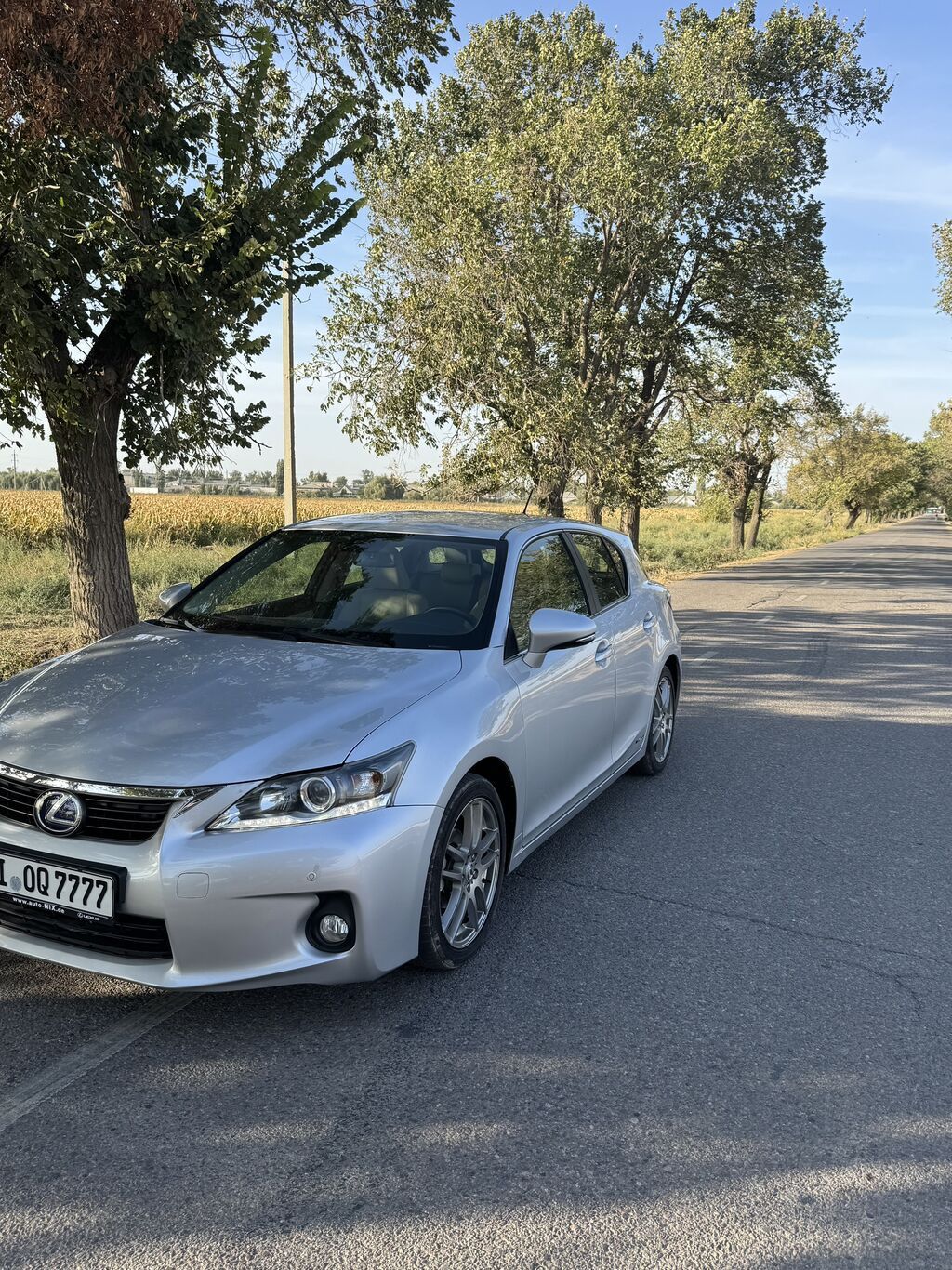 Lexus CT: 2012 г., 1.8 л, Вариатор, Гибрид, Хэтчбэк: фото 3