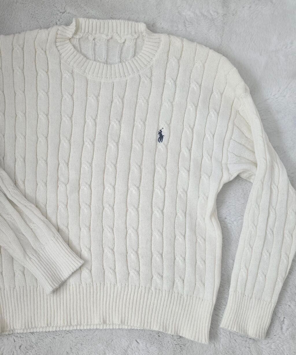 Džemperi, kardigani: RALPH LAUREN Polo bež dzemper sa pletenicama i teget znakom. M