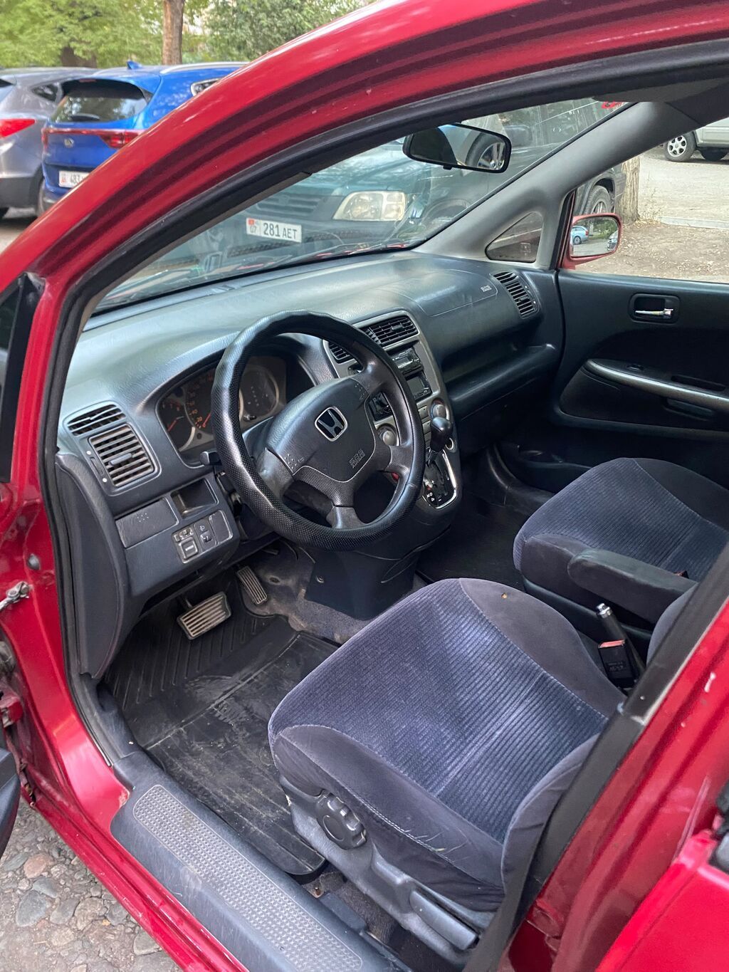 Honda Stream: 2001 г., 2 л, Автомат, Бензин, Минивэн: фото 8