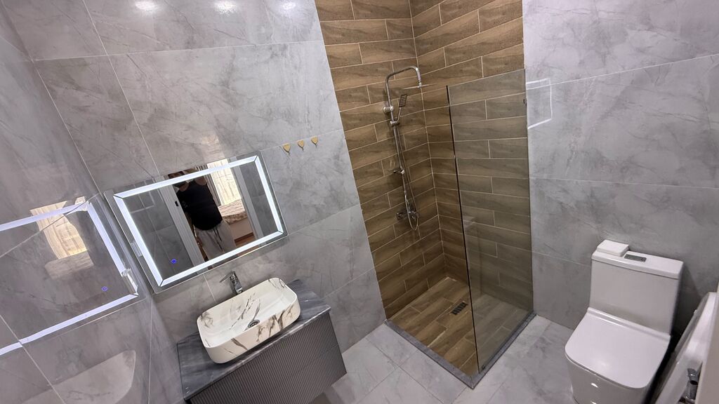 4 otaqlı, 150 kv. m