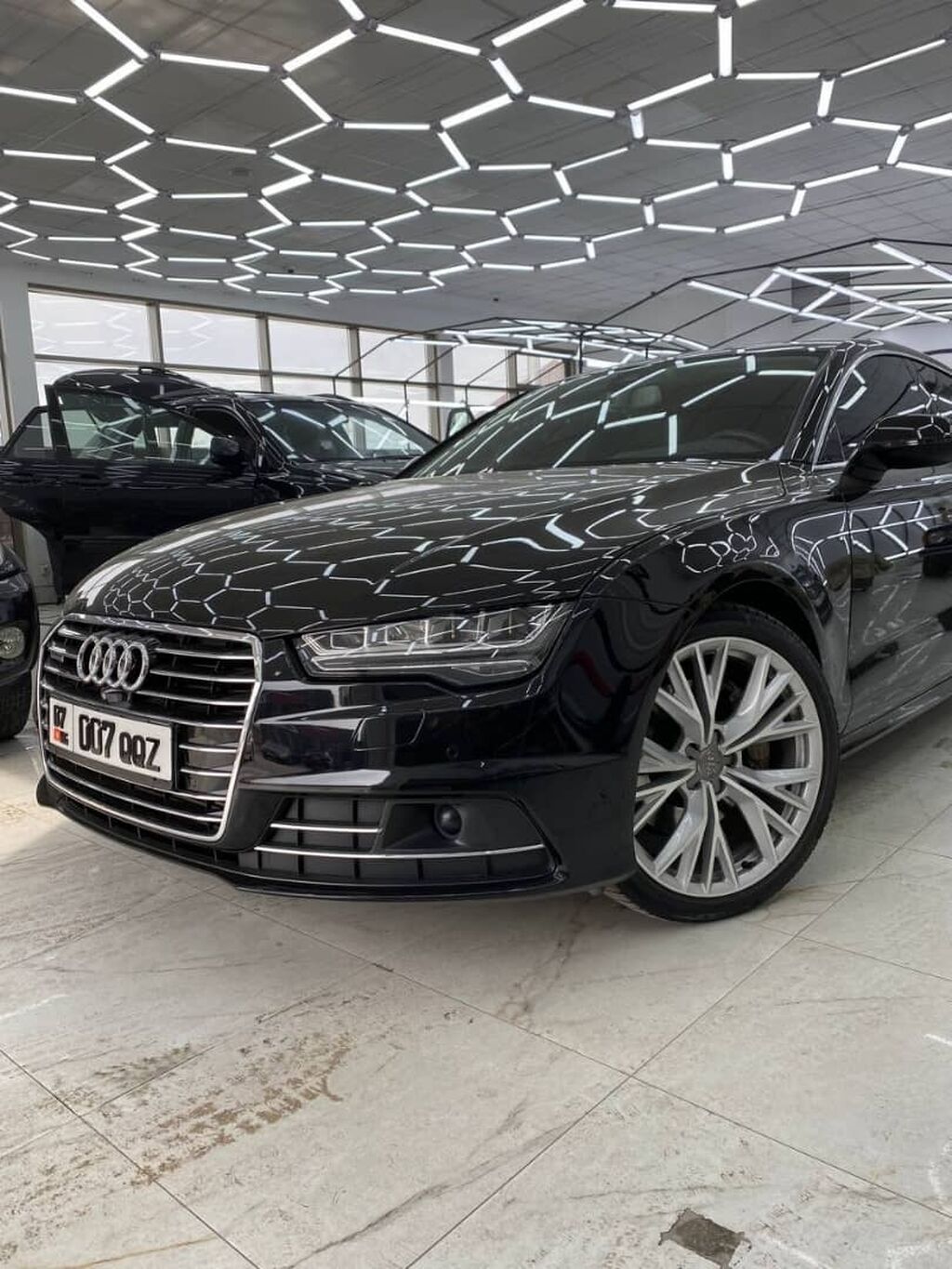 Audi : 2016 г., 3 л, Автомат, Дизель: фото 2
