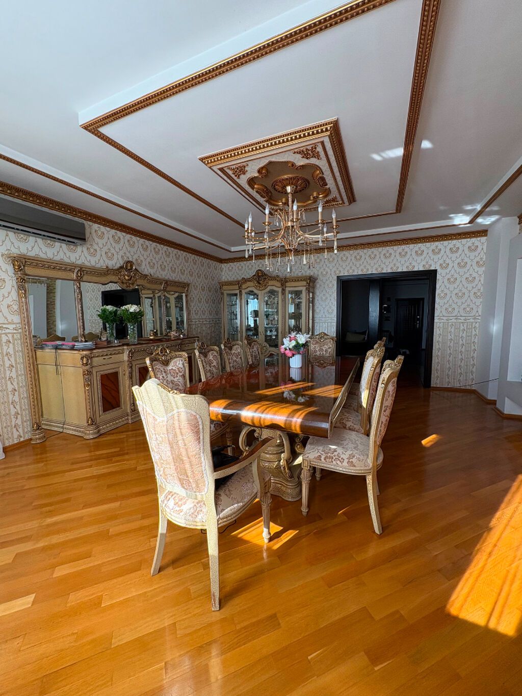 Bakıxanov qəs., 3 otaqlı, Yeni tikili, 178 kv. m