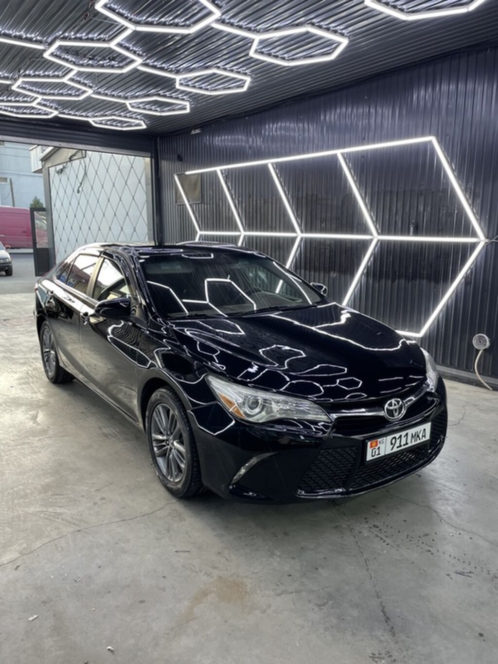 Toyota Camry: 2017 г., 2.5 л, Автомат, Бензин, Седан: фото 3