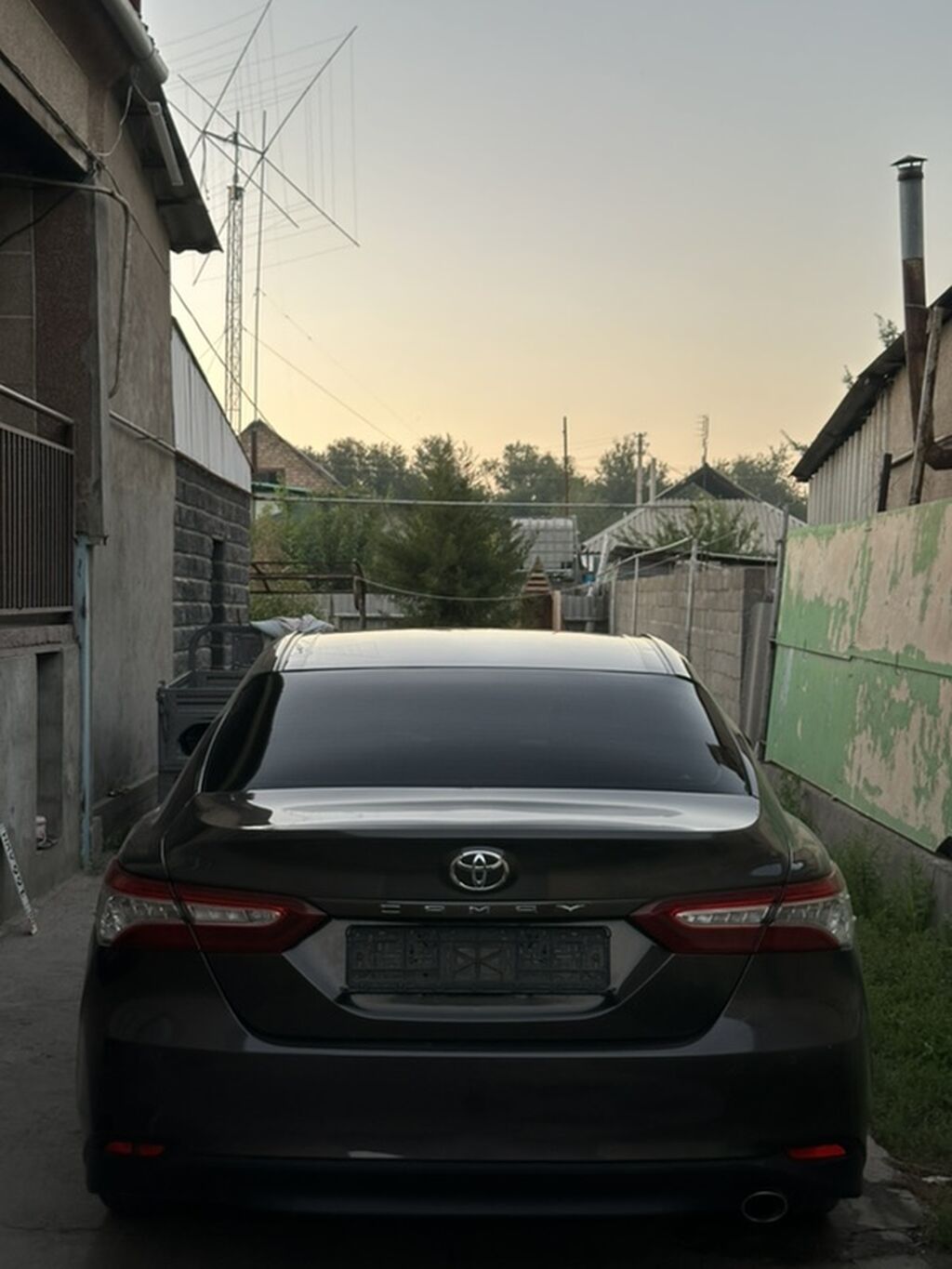 Toyota Camry: 2017 г., 2.5 л, Автомат, Бензин, Седан: фото 4