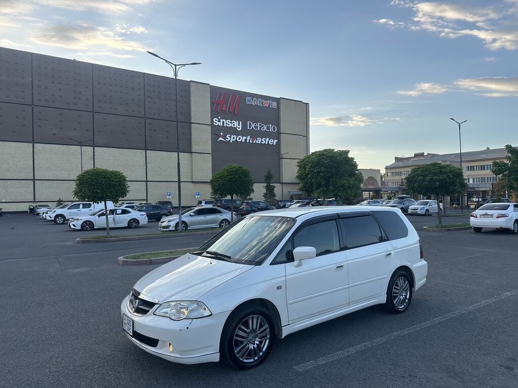 Honda Odyssey: 2002 г., 2.3 л, Автомат, Бензин, Универсал: фото 3