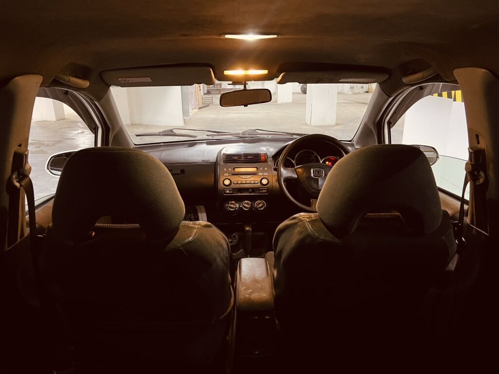 Honda Fit: 2002 г., 1.3 л, Автомат, Бензин, Хэтчбэк: фото 7