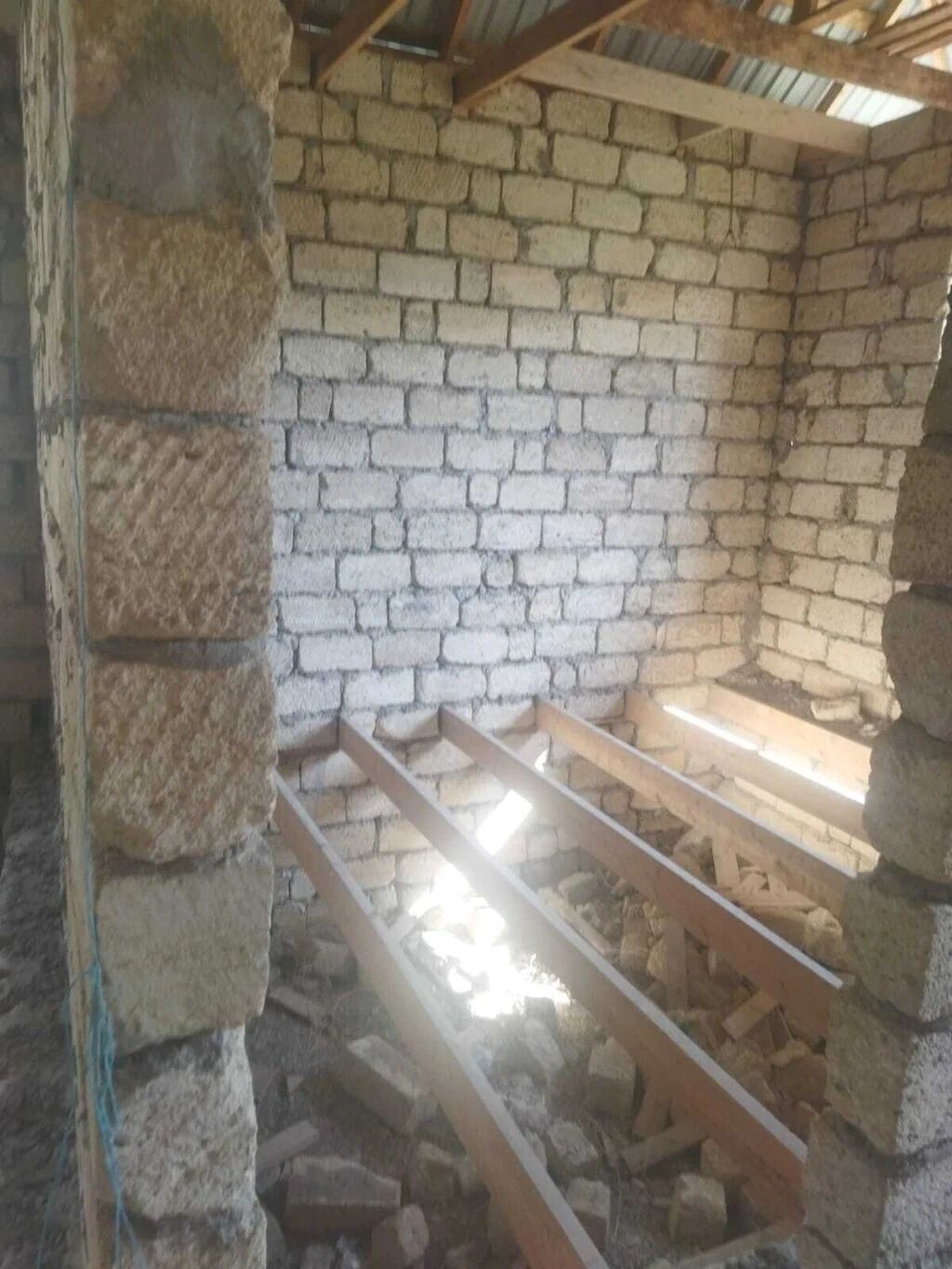 Hökməli 3 otaqlı, 100 kv. m, Kredit yoxdur, Təmirsiz