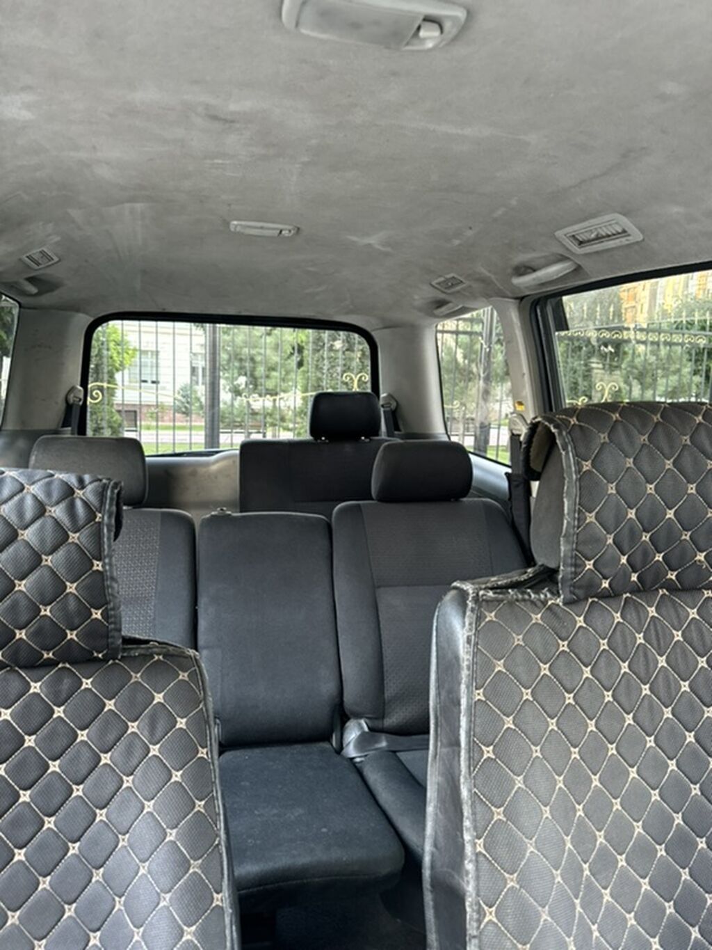 Toyota Noah: 2005 г., 2 л, Автомат, Бензин, Минивэн: фото 7