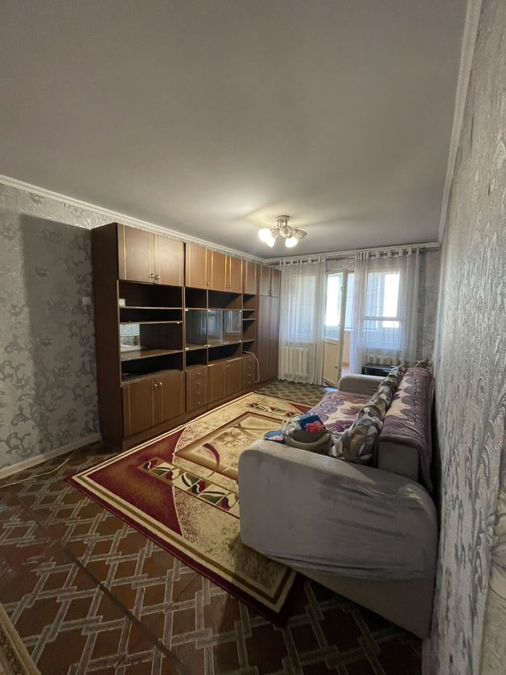 3 комнаты, 58 м², 6 мкр 104 серия, 4 этаж, Косметический ремонт: фото 2