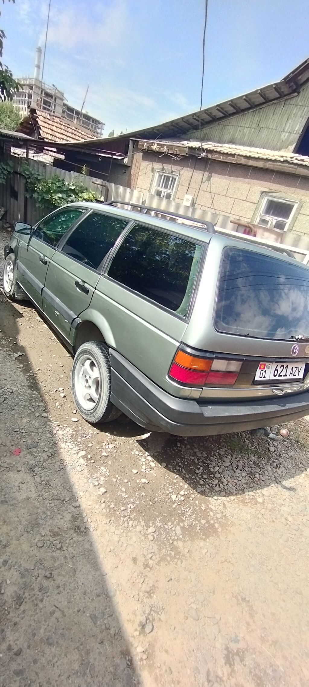 Volkswagen Passat: 1989 г., 1.8 л, Механика, Универсал: фото 2