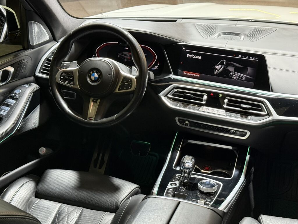 BMW X7: 2021 г., 4.4 л, Автомат, Бензин, Внедорожник: фото 4