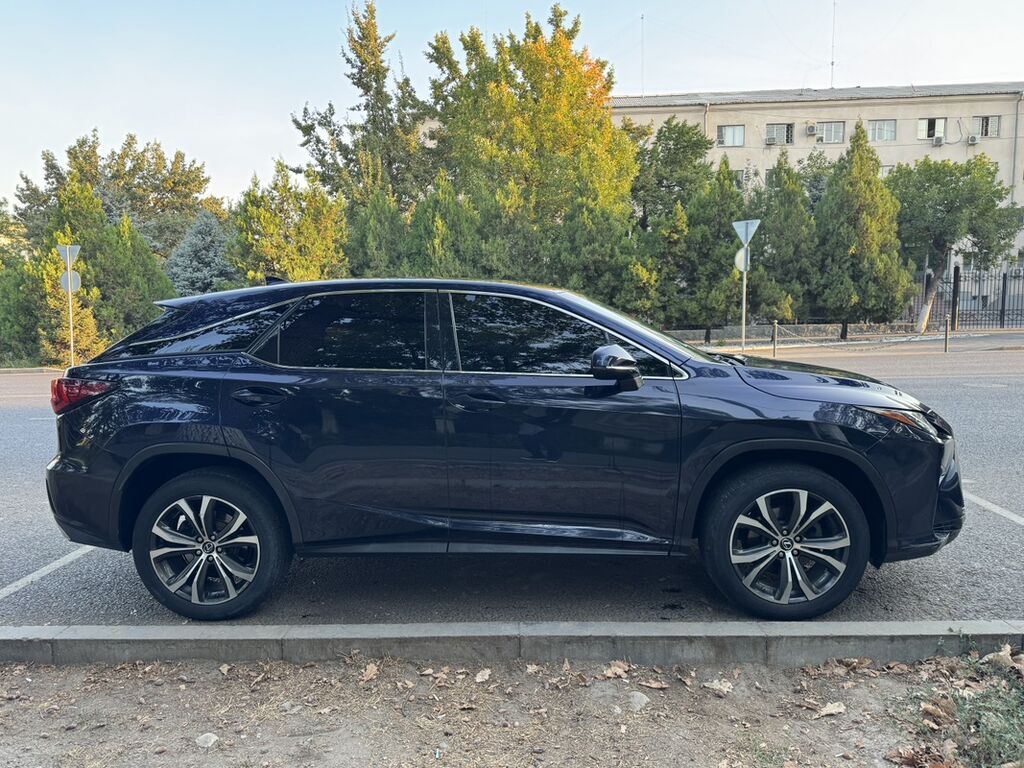 Lexus RX: 2017 г., 3.5 л, Автомат, Бензин, Кроссовер: фото 3