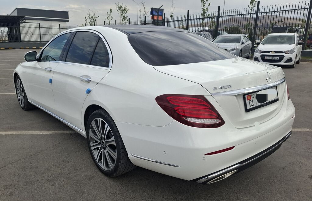 Mercedes-Benz E-Class: 2019 г., 3 л, Автомат, Бензин, Седан: фото 4