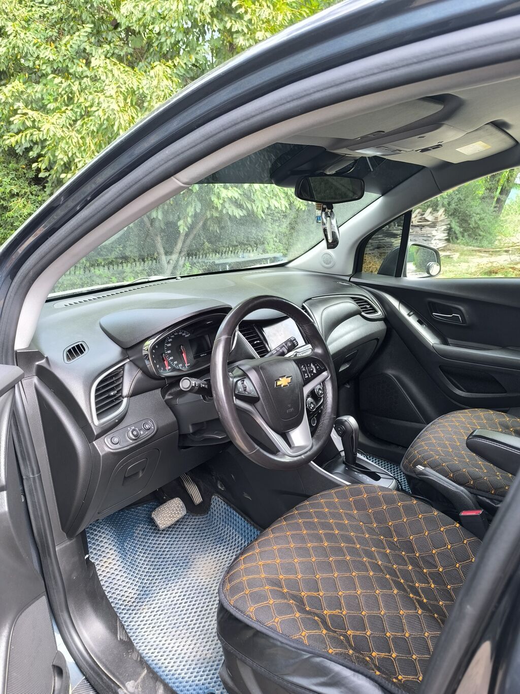 Chevrolet Trax: 2020 г., 1.4 л, Автомат, Бензин, Кроссовер: фото 3