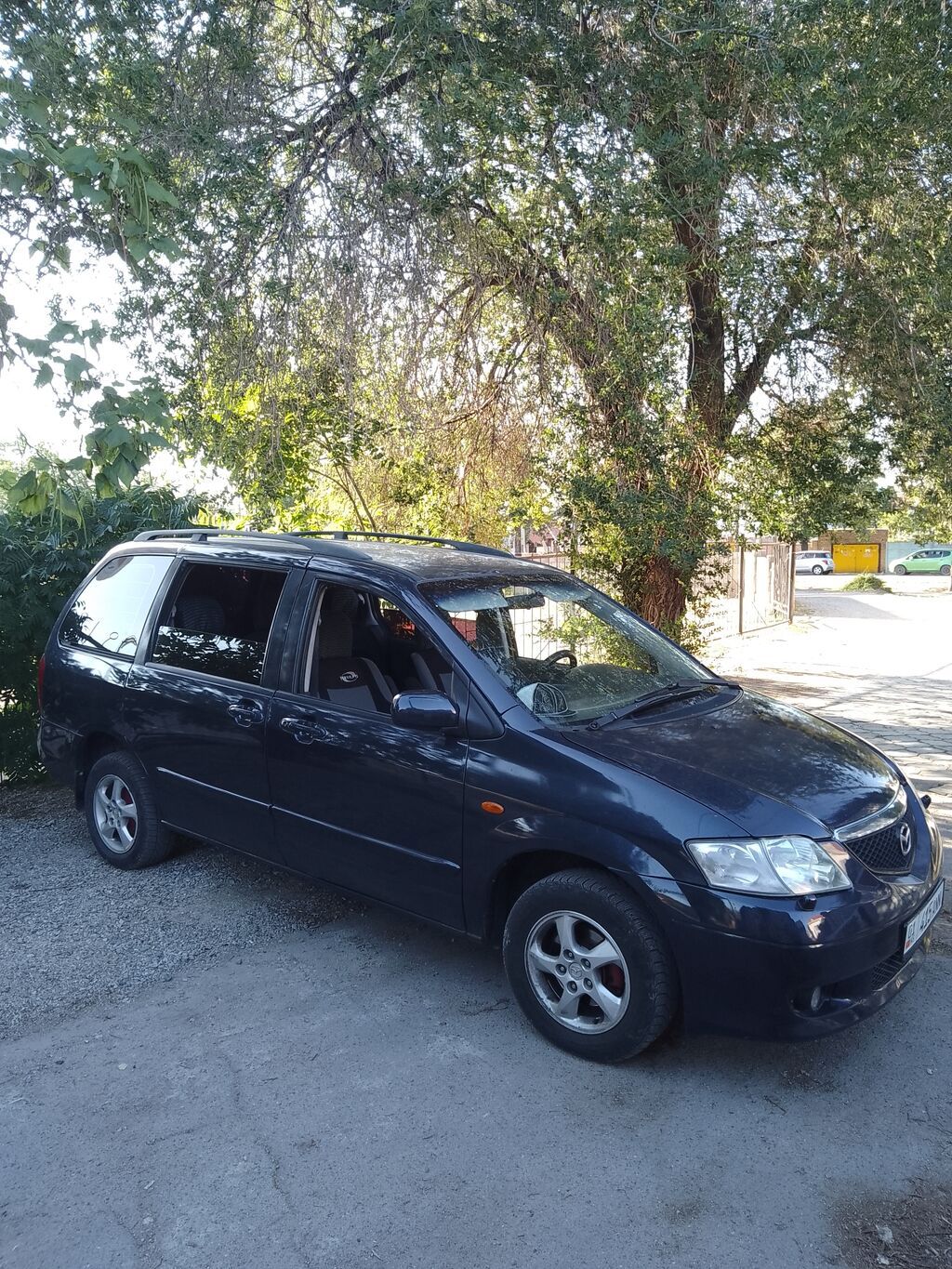 Mazda MPV: 2002 г., 2.2 л, Механика, Гибрид, Минивэн: фото 2
