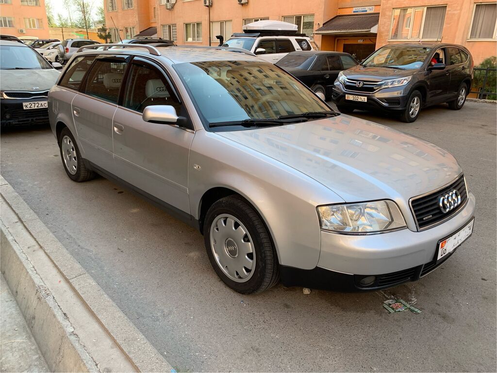 Audi A6: 2002 г., 2.4 л, Механика, Бензин, Универсал: фото 4
