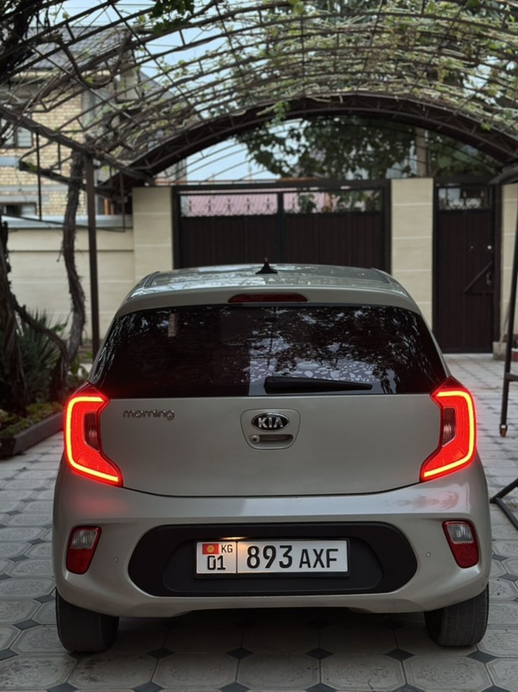 Kia Morning: 2018 г., 1 л, Автомат, Бензин, Хэтчбэк: фото 4