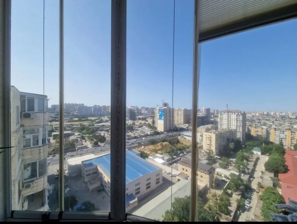 3-cü mikrorayon, 3 otaqlı, Yeni tikili, m. 8 Noyabr, 95 kv. m