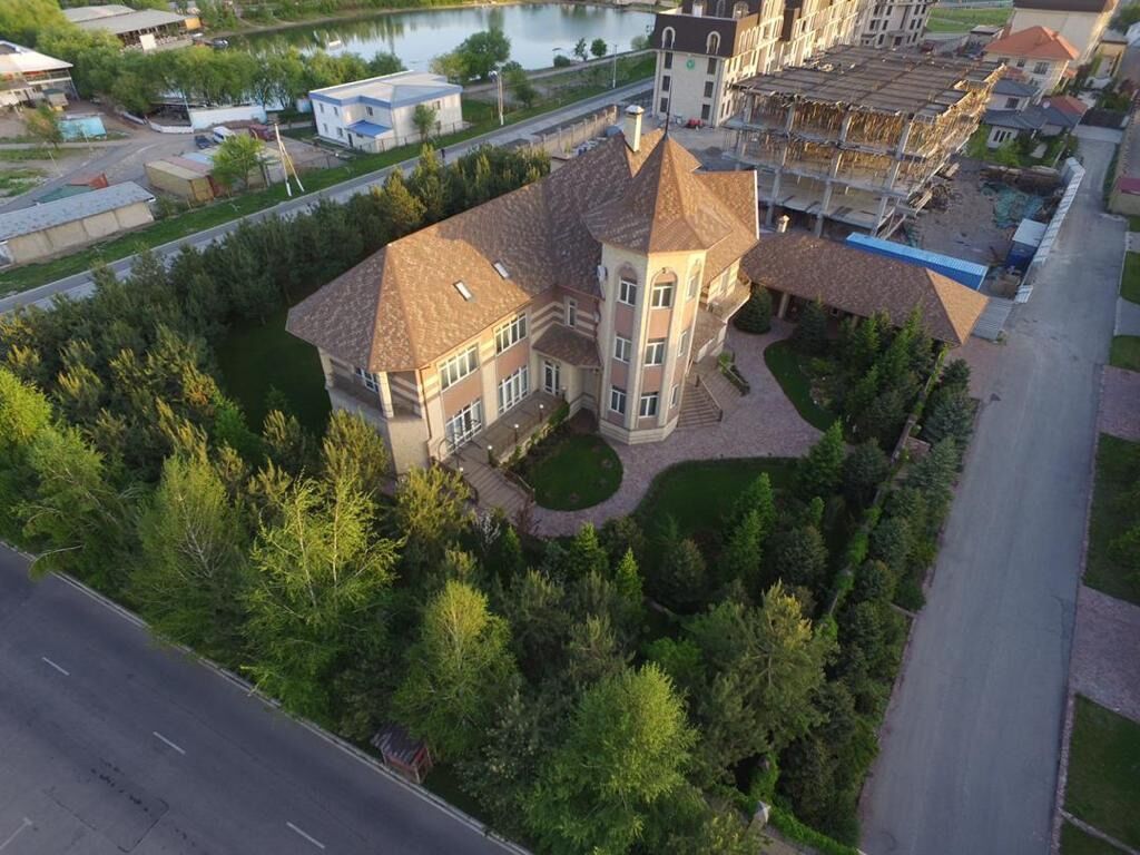 1150 м², 6 комнат и более: фото 2