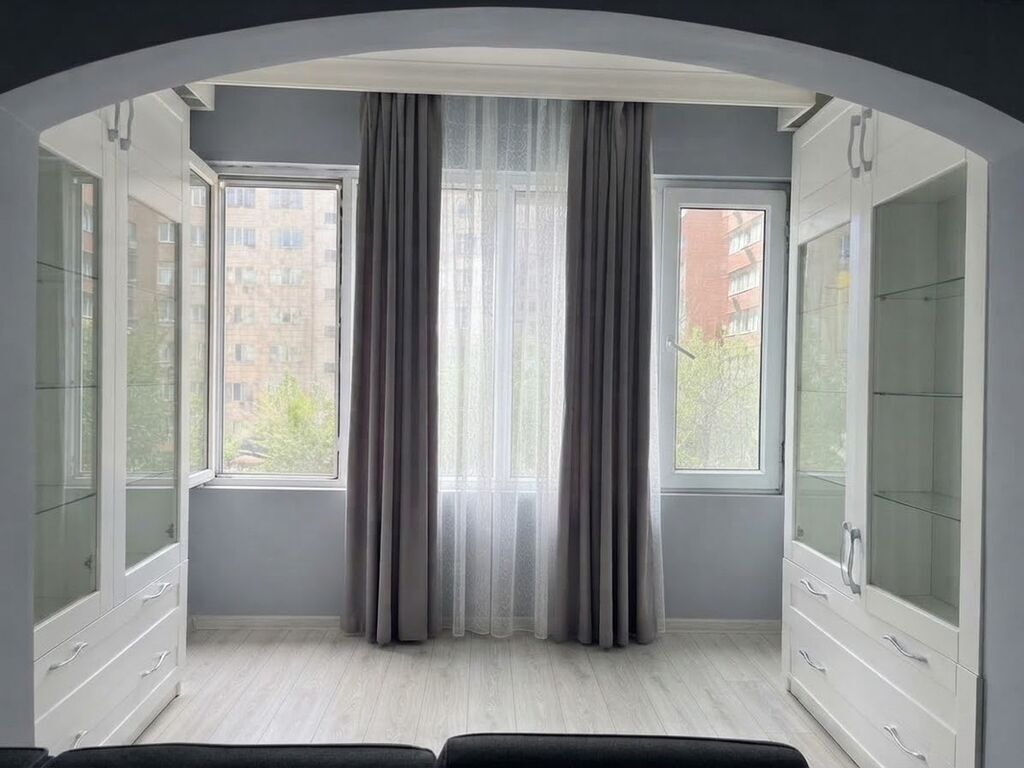 2 комнаты, 76 м², Ботанический сад 106 серия, 3 этаж, Евроремонт: фото 2