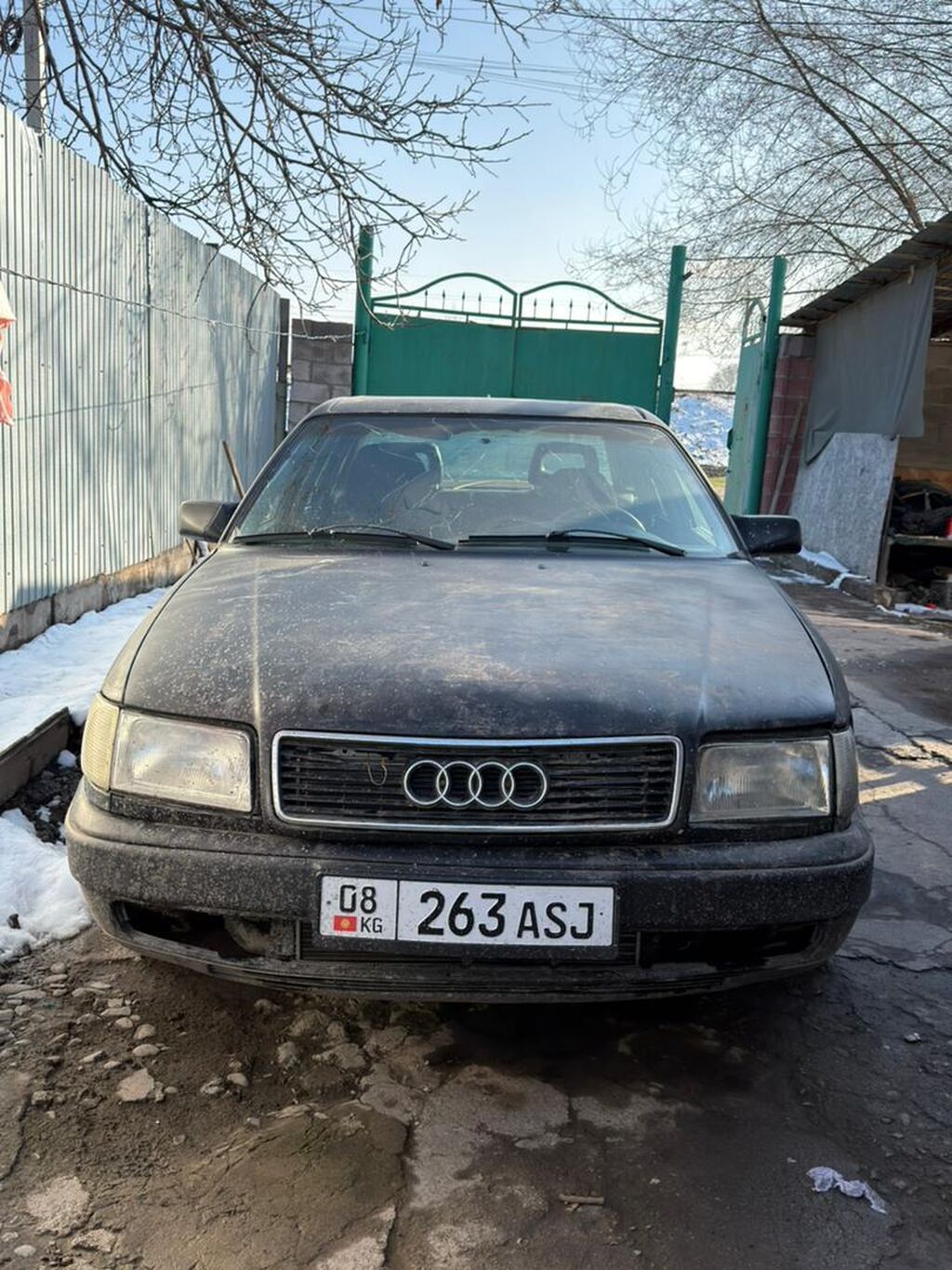 Audi 100