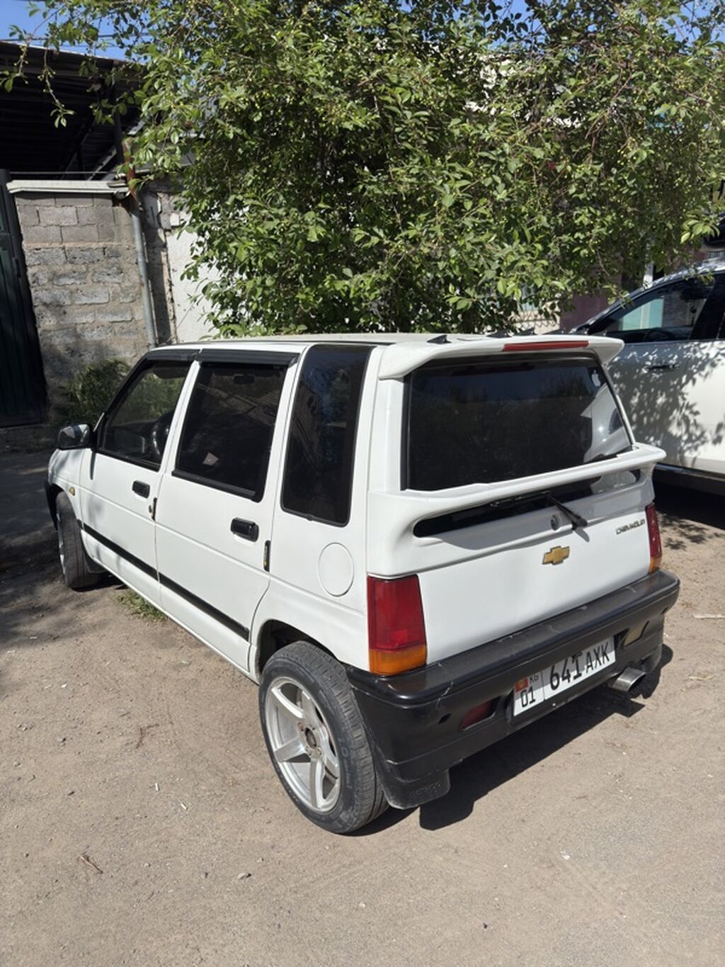 Chevrolet : 1999 г., 0.8 л, Механика, Бензин, Хэтчбэк: фото 2