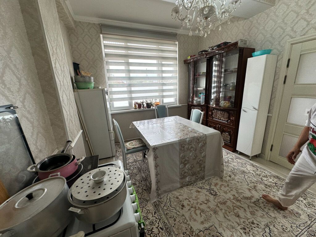 2 комнаты, 38 м², Кара-Жыгач ж/м Элитка, 2 этаж, Евроремонт: фото 2