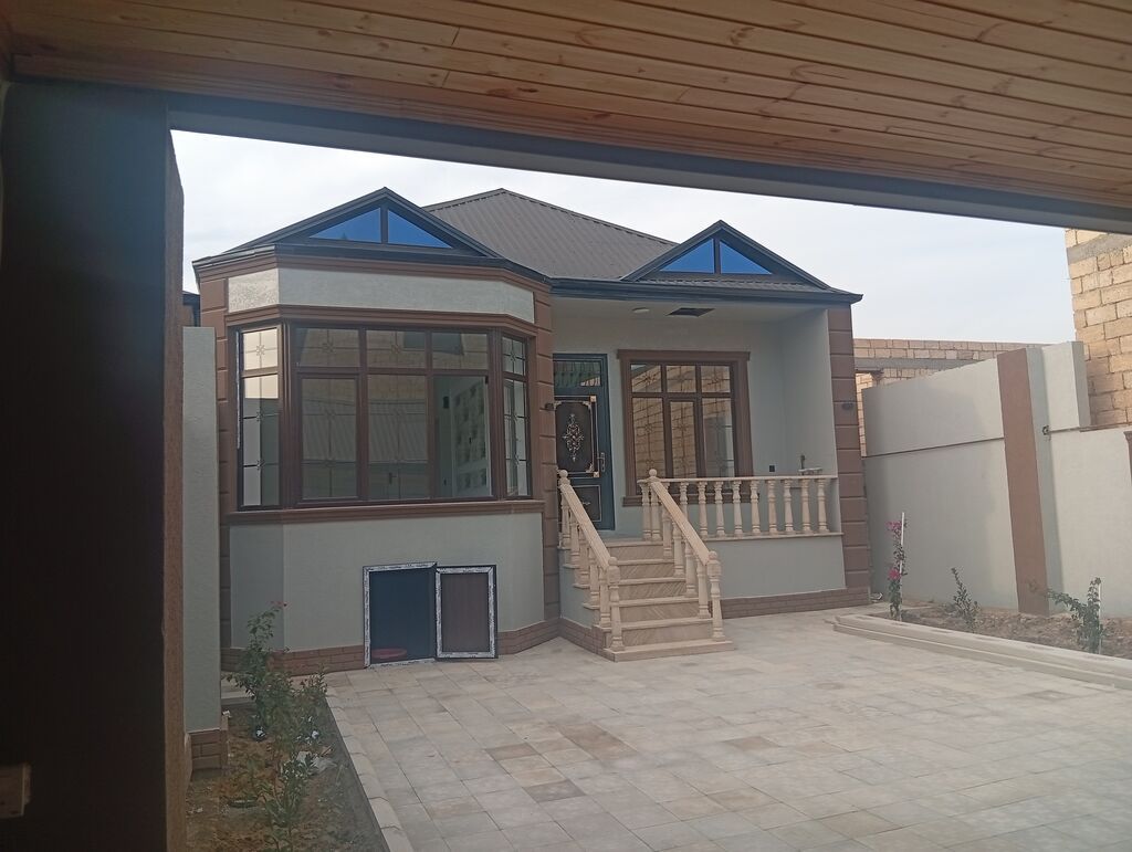 3 otaqlı, 90 kv. m, Yeni təmirli