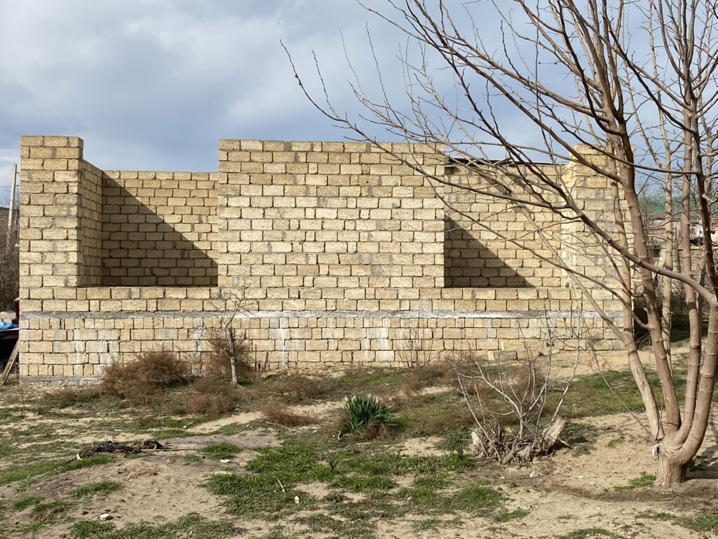 3 otaqlı, 180 kv. m, Kredit yoxdur, Təmirsiz