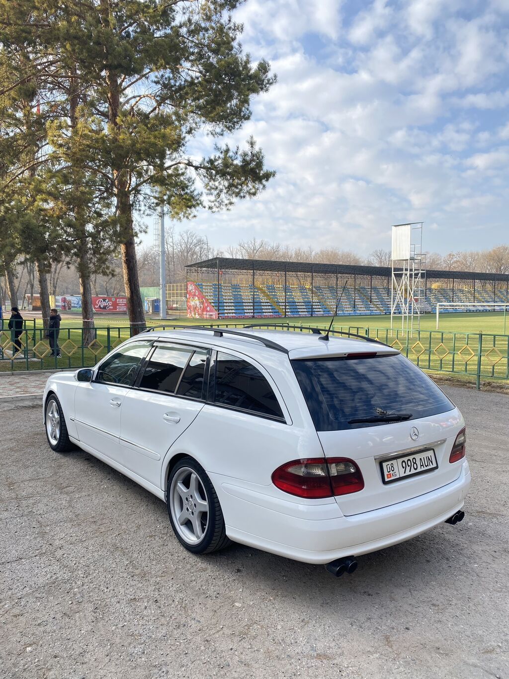 Mercedes-Benz E-Class: 2003 г., 2.2 л, Автомат, Дизель, Универсал: фото 3