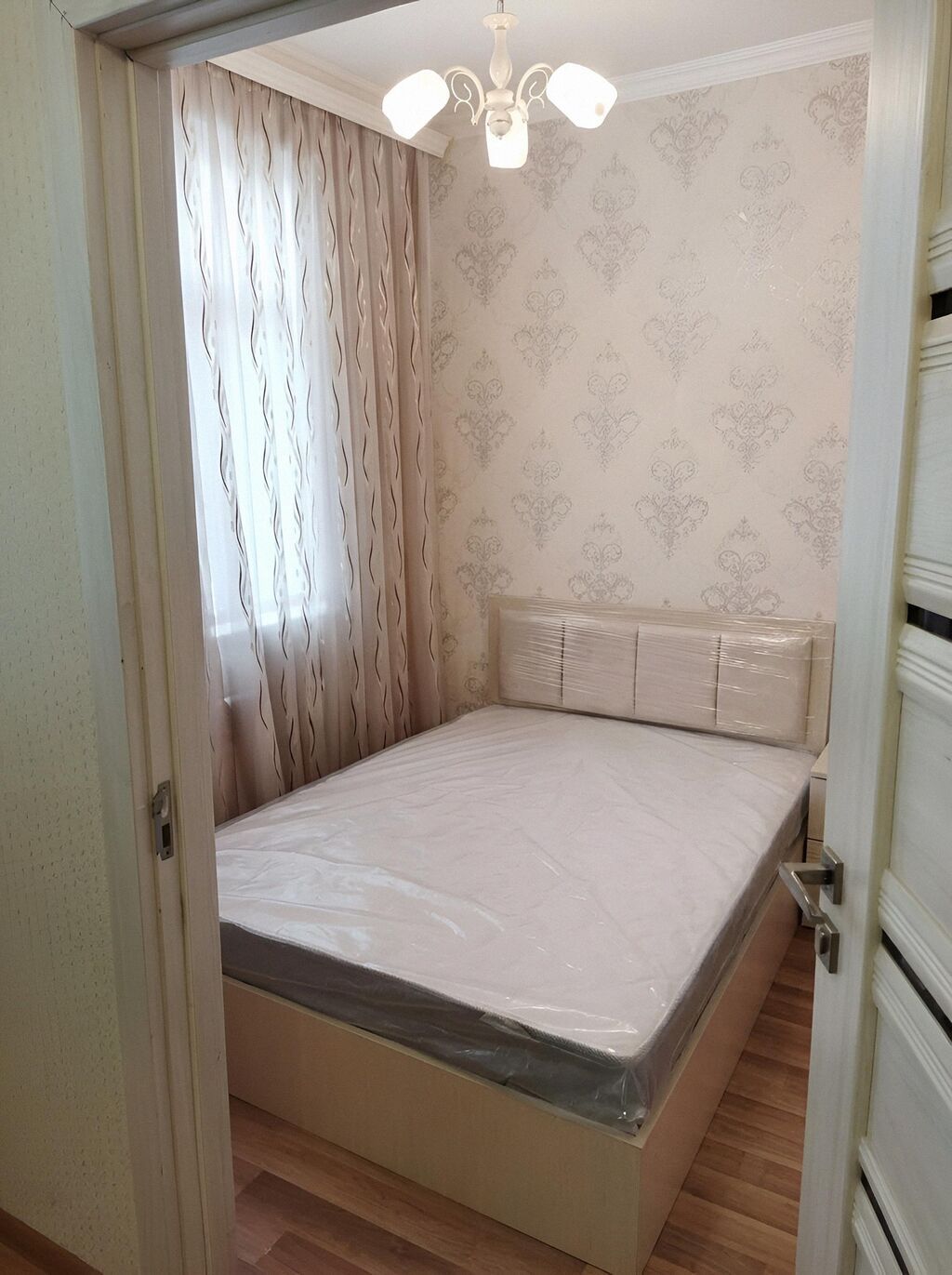 🏡 Salam, Mənzil Əcəmidə 20 Yanvar küçəsində, Qərənfil uşaq bağçasının