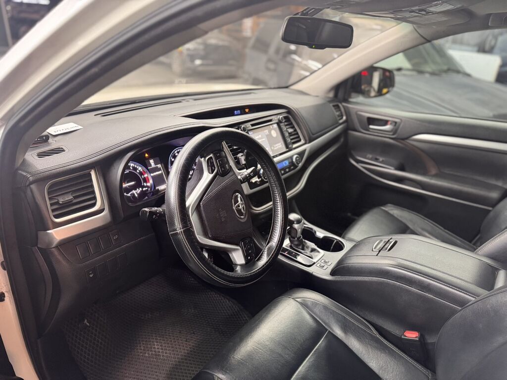 Toyota Highlander: 2016 г., 3.5 л, Автомат, Бензин, Кроссовер: фото 5