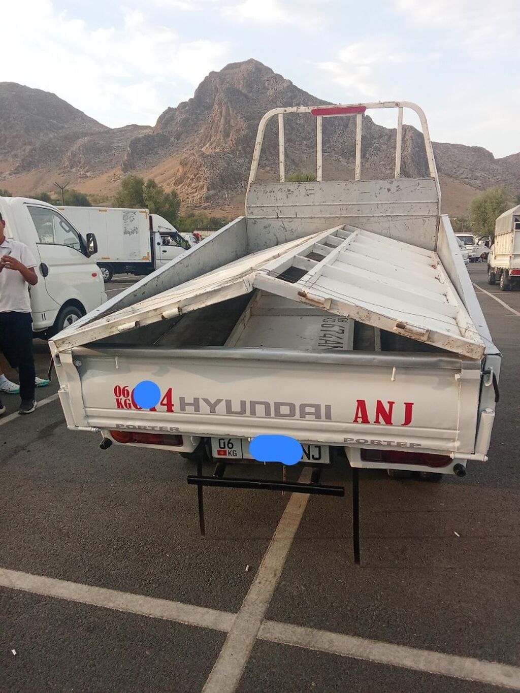 Hyundai Porter — малотоннажный бортовой грузовик с самосвальной: фото 2
