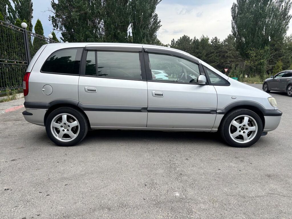 Opel Zafira: 2003 г., 1.8 л: фото 4