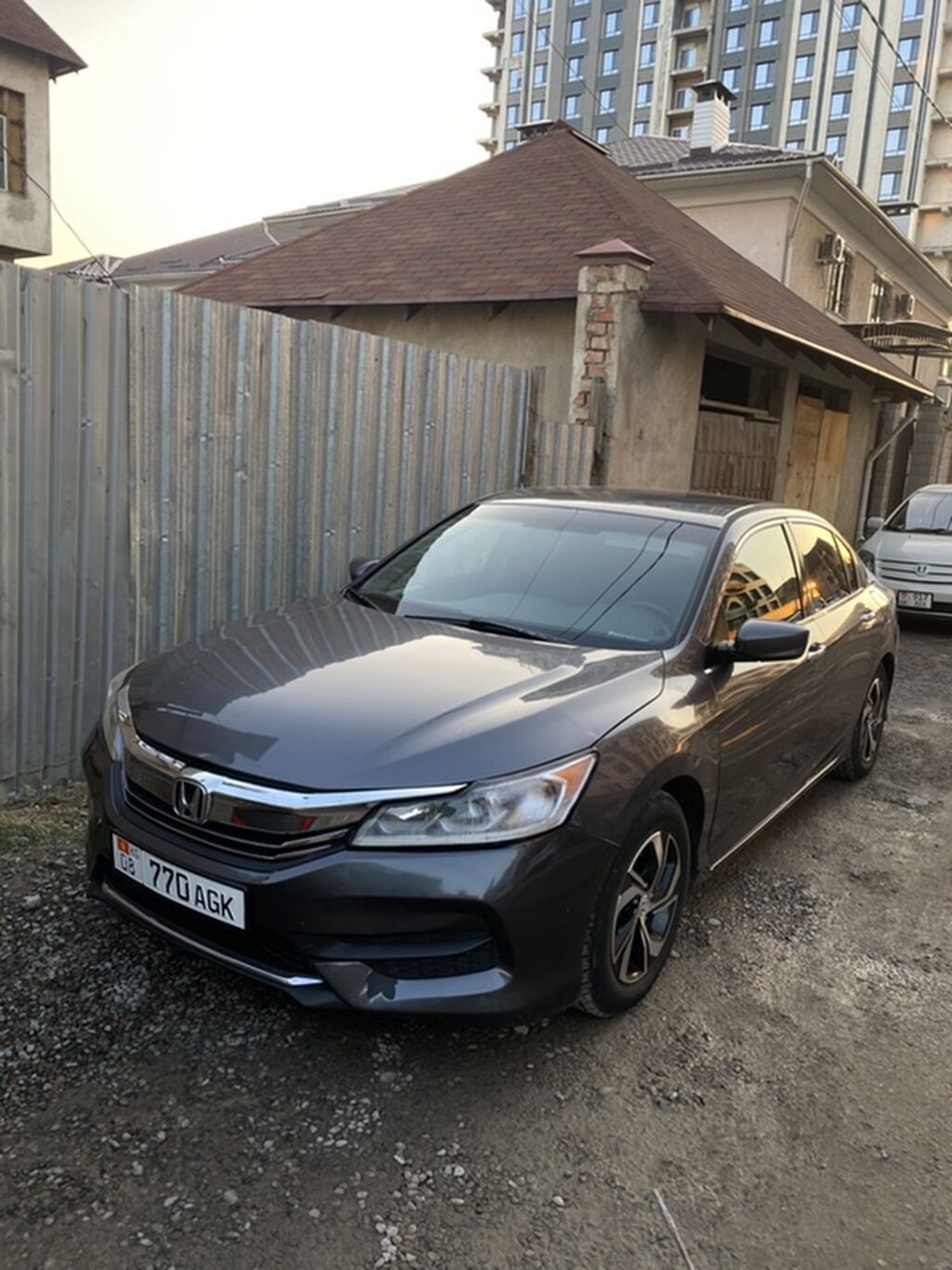 Honda Accord: 2016 г., Автомат, Бензин, Седан: фото 1