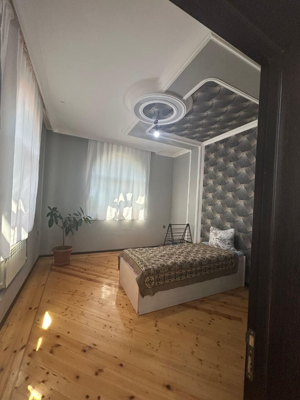 6 otaqlı, 200 kv. m, Kredit yoxdur, Yeni təmirli