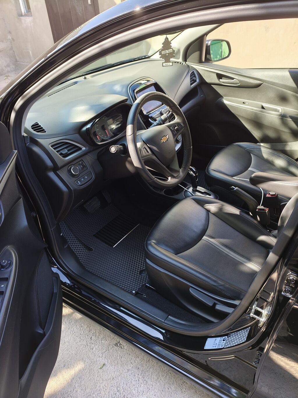 Chevrolet Spark: 2020 г., 1 л, Автомат, Бензин, Хэтчбэк: фото 8