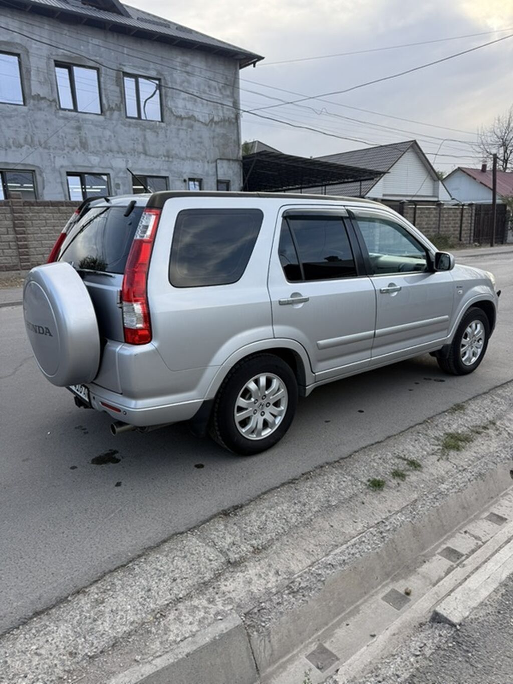 Honda CR-V: 2006 г., 2 л, Автомат, Бензин, Кроссовер: фото 3