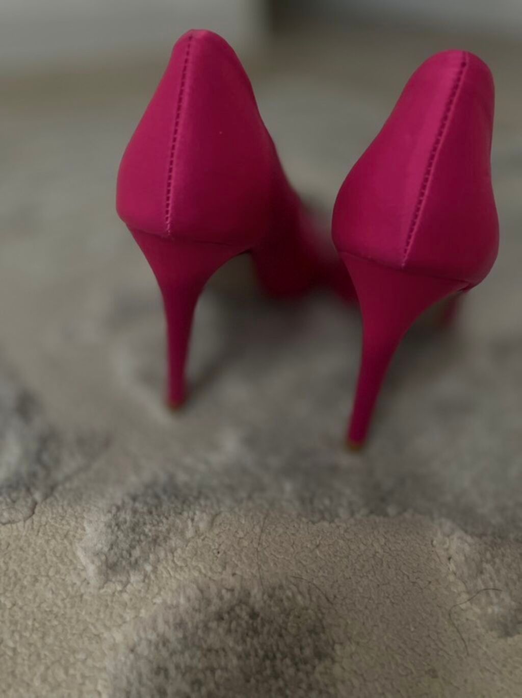 Туфли-лодочки Manolo Blahnik Hangisi . РАЗМЕР 37 - Модель: Hangisi: фото 3