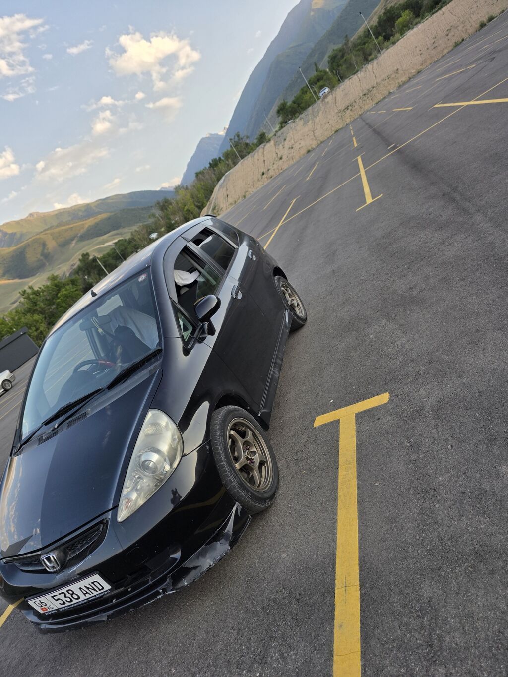 Honda Fit: 2003 г., 1.5 л, Вариатор, Бензин, Хэтчбэк: фото 2