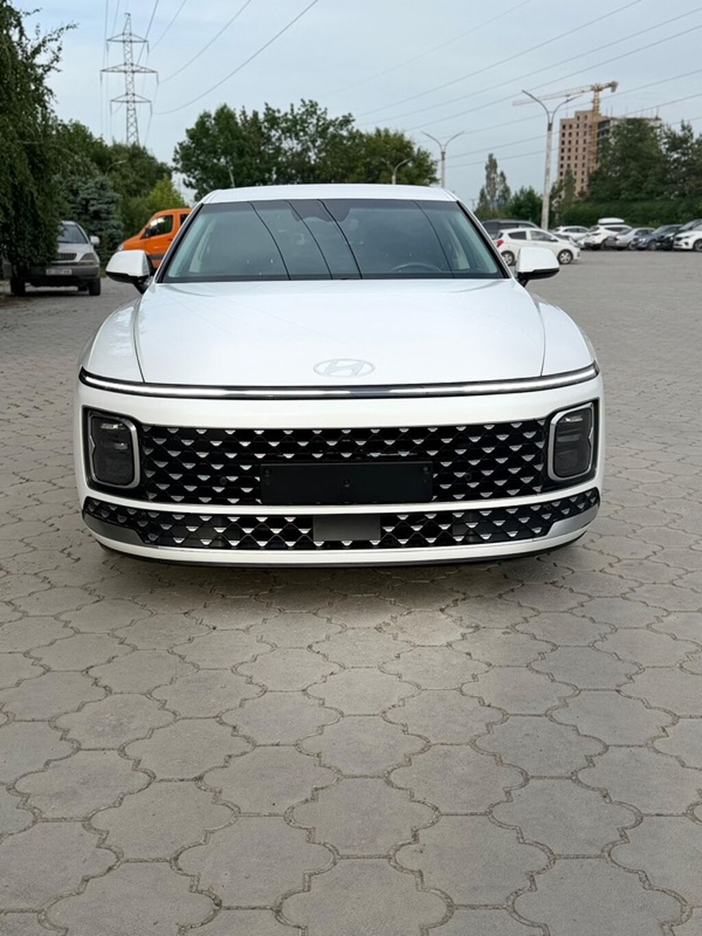 Hyundai Grandeur: 2023 г., 3.5 л, Автомат, Газ, Седан — фото 3