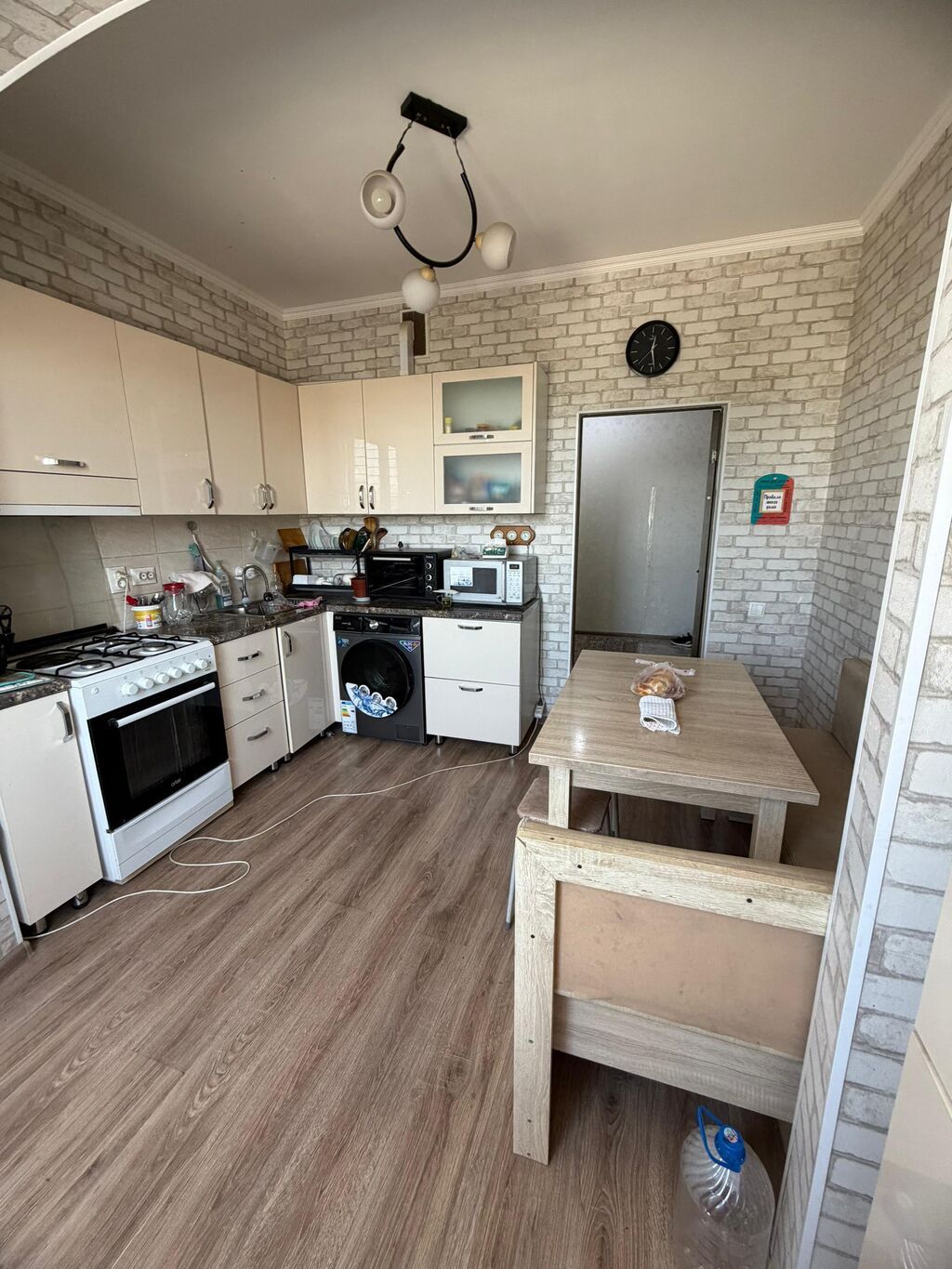 2 комнаты, 66 м², 12 мкр 106 серия, 4 этаж, Требуется ремонт: фото 8