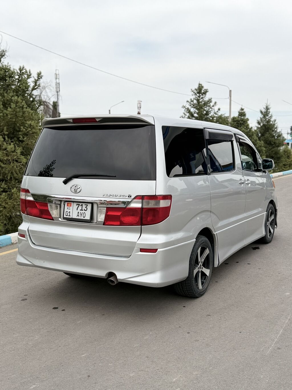 Toyota Alphard: 2003 г., 3 л, Автомат, Бензин, Минивэн: фото 3