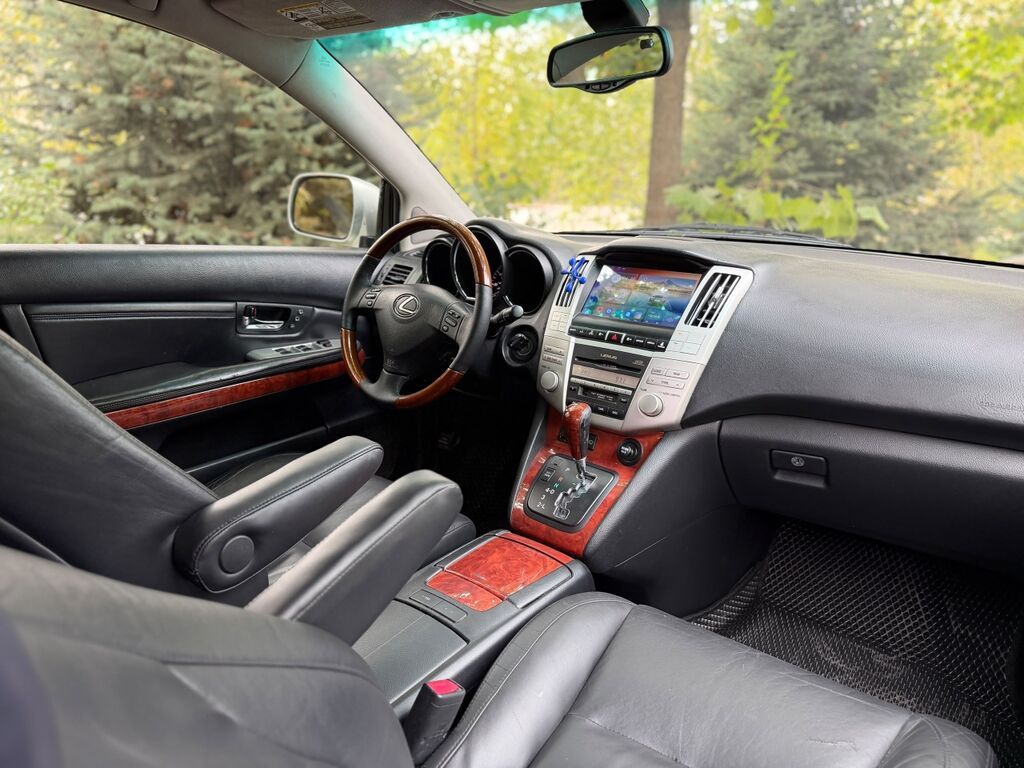 Lexus RX: 2004 г., 3.3 л, Автомат, Бензин, Кроссовер: фото 3