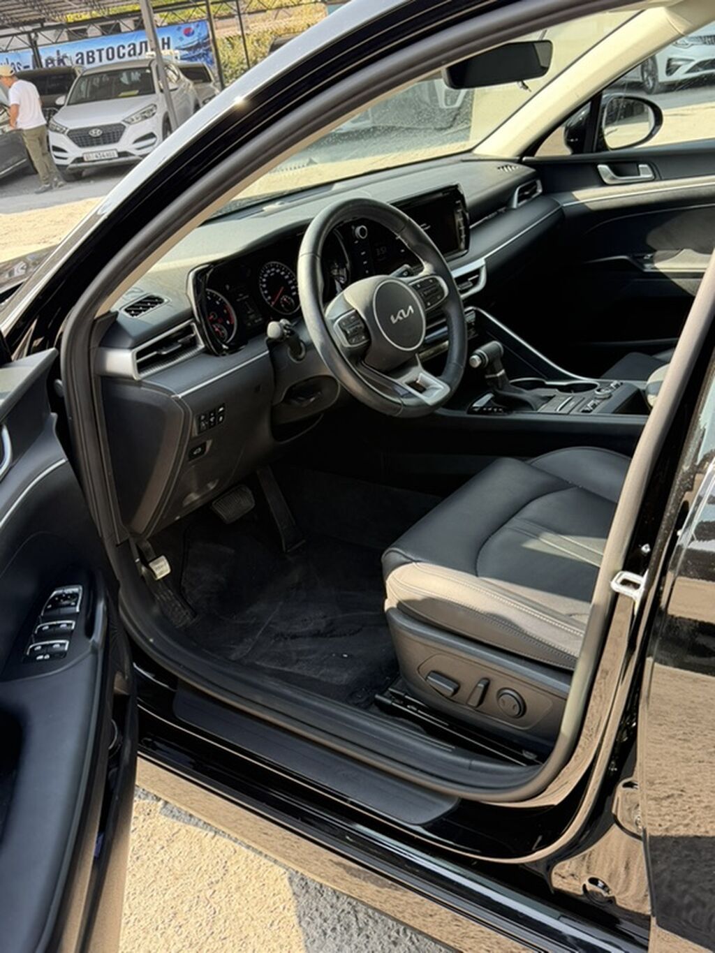 Kia K5: 2022 г., 2 л, Автомат, Газ, Седан: фото 3